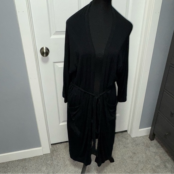 Jax & Lennon Robe - Picture 6 of 6